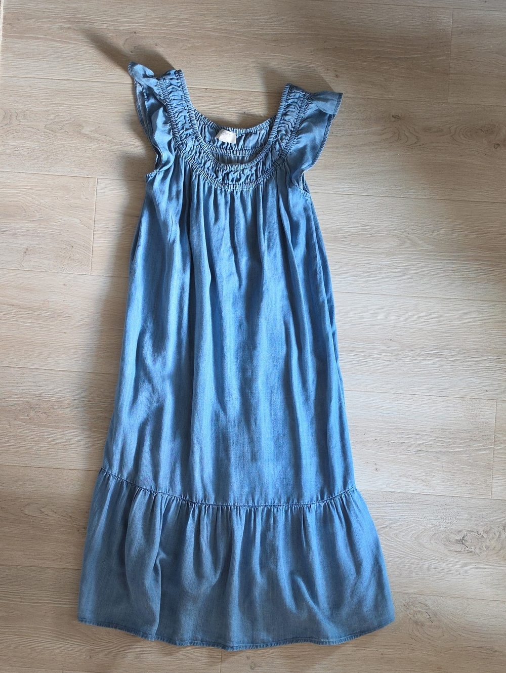 LOFT light blue chambray sleeveless smocked yoke dress